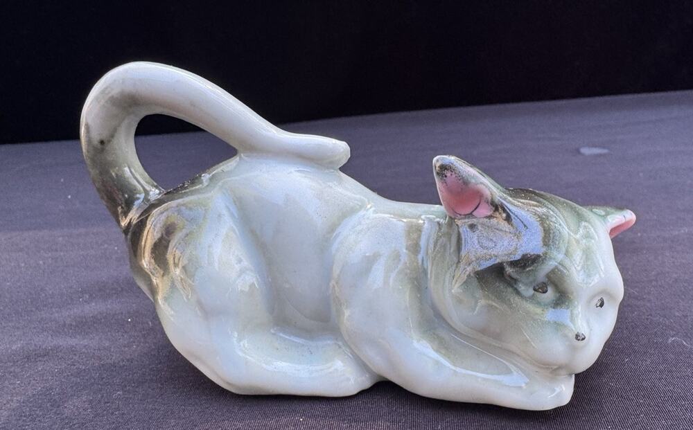 Rare Vintage 1950’s Porcelain Kitten Kitty Cat Figurine LO15